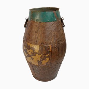 Vintage Urne mit Nieten aus Eisen