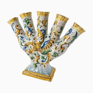 Jarrón Tulipiere de loza Maiolica europea del siglo XIX