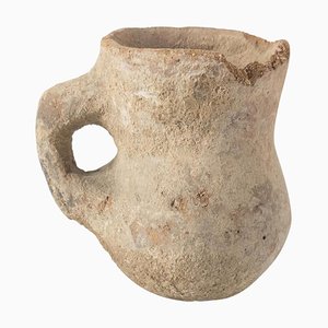 Brocca o tazza in miniatura con manico in ceramica antica