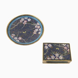 Bandeja de esmalte cloisonné japonesa de principios del siglo XX y cubierta de caja de cerillas