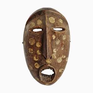 Maschera Lega vintage in legno intagliato