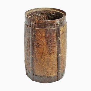 Kleiner antiker Village Pot aus Holz & Metall