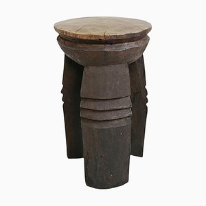 Sgabello vintage a tre gambe Tukara in legno
