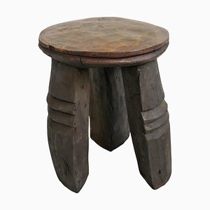Sgabello vintage in legno Tukara a 3 gambe