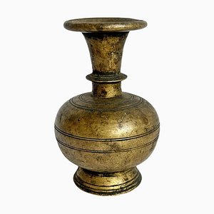 Vaso antico nepalese in ottone