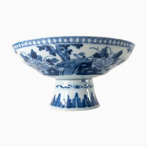 19th Century Chinese Underglaze Blue and White Pedestal Dish
