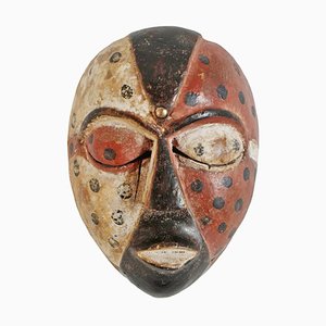 Vintage Kuba Dot Mask