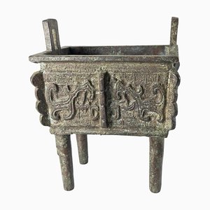 Vaso a forma di Ding in bronzo rituale Verdigris, Cina, XX secolo