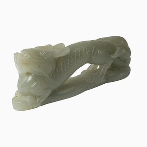 Figura Qilin in giada nefrite verde Celadon intagliata, Cina, XX secolo