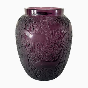 Vase en Verre Améthyste Violet avec Cerf du 20ème Siècle de Lalique, France