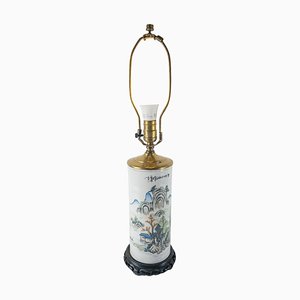 Chinesische Tischlampe aus Porzellan, 20. Jh. mit Landschaftsdekoration