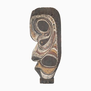 Intaglio in legno policromo del fiume Sepik, Papua Nuova Guinea, XX secolo