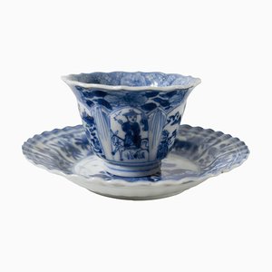 Taza y platillo chino azul y blanco, siglo XIX