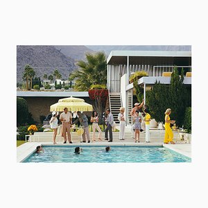Slim Aarons, Gastgeber am Pool, Limited Edition Estate Stamped Fotodruck, 1980er