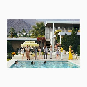 Slim Aarons, Poolside Host, Impresión fotográfica de edición limitada, años 80