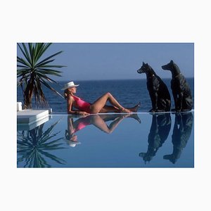 Slim Aarons, Pantz Pool, 1985, Tirage photographique estampé en édition limitée, 1980s