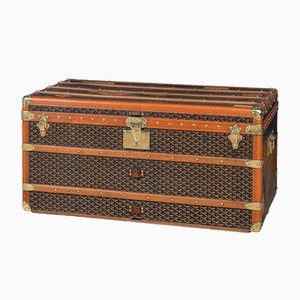 Antique 20th Century Courier Trunk in Chevron Canvas from Goyard, France, 1900s