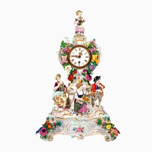 Reloj con figuras de jardinero de pedestal atribuido a Leuteritz para Meissen, década de 1880