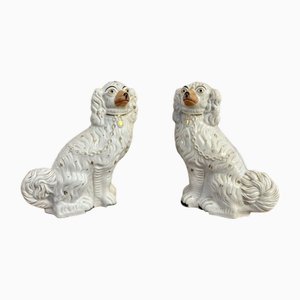 Perros de aguas de Staffordshire victorianos antiguos grandes, 1880. Juego de 2