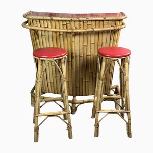 Bar y taburetes Tiki de bambú, años 60. Juego de 3
