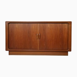 Dänisches Sideboard aus Teak mit Schiebetüren von Dyrlund, 1960er