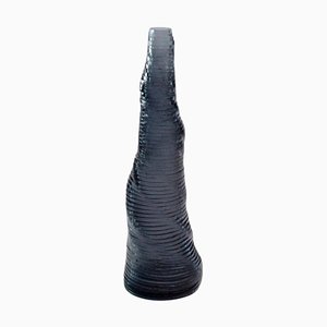 Vase Moyen en Acrylique par Daan De Wit