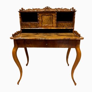Antiker Louis Philippe Schreibtisch aus Nussholz, 1870er