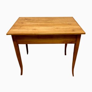 Mesa de comedor antigua de madera de cerezo