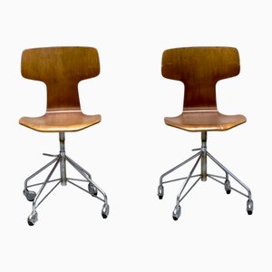 Sillas de oficina giratorias modelo 3113 vintage de Arne Jacobsen para Fritz Hansen, años 60. Juego de 2