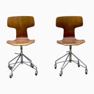 Vintage Model 3113 Swivel Office Chairs by Arne Jacobsen for Fritz Hansen, 1960s, Set of 2