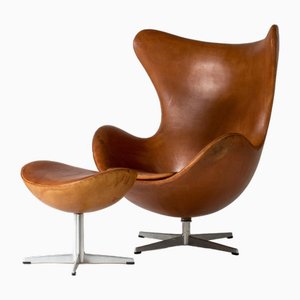 Set of Egg Lounge Chair and Footstool by Arne Jacobsen from Fritz Hansen, 1960s