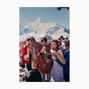 Slim Aarons, Zermatt Skiing, 1980er / 2020er, Digitaldruck