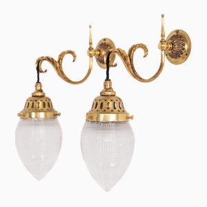 Lampade da parete Osler/Holophane in ottone, anni '20, set di 2