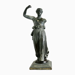 Estatua neoclásica de bronce de Hebe, la diosa griega de la juventud, década de 1800