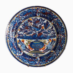 Plat Floral Polychrome en faïence de Delft, Pays-Bas, 18ème Siècle