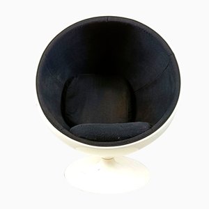 Eero Aarnio zugeschriebener Drehbarer Ball Chair, 1980er