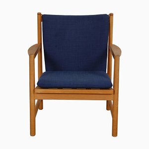 Sessel mit blauem Stoffbezug von Hans Wegner, 1960er