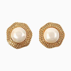 Boucles d'Oreilles Design Bordure Ronde en Perles de Chanel, Set de 2