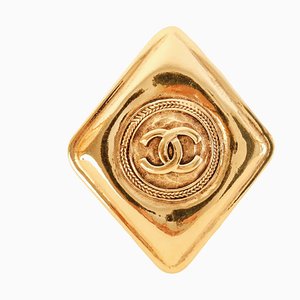 Broche con la marca CC de diamantes de Chanel
