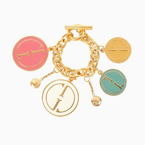 Personalisiere Charm Armband mit Kreis-Logo von Gucci