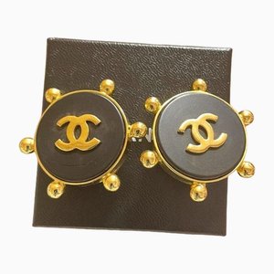 Grandes Boucles d'Oreilles avec Marque CC Noire et Dorée de Chanel, Set de 2