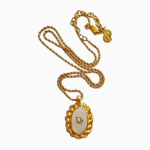 Collar vintage con colgante ovalado y logo de CD de Christian Dior