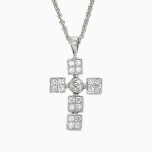 Collana Lucia a croce latina con diamante di Bvlgari