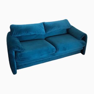 Blaues Vintage 2-Sitzer Samtsofa von Vico Magistretti für Cassina, Italien, 1970er