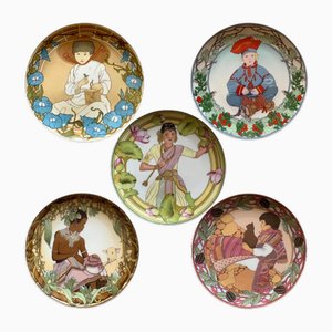 Platos de Los Niños del Mundo vintage de cerámica de Villeroy and Boch. Juego de 5