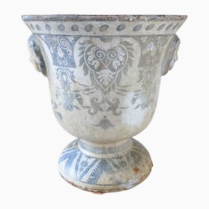 Antikes Weiß mit blauer Emaille & Gusseisen Vase von Paris en Cie