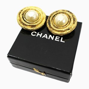 Boucles d'Oreilles en Fausse Perle Dorée de Chanel, Set de 2