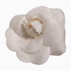 Broche Camellia Corsage Blanche de Chanel