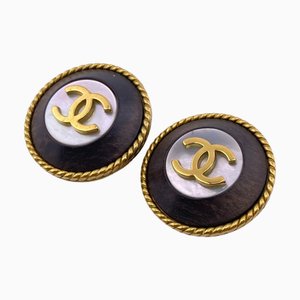 Chanel Wood Shell Button 94A Here Mark Earrings Gold Ladies Z0005002, Set of 2