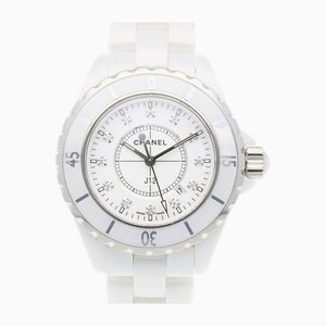 Reloj J12 de cerámica blanca de cuarzo con diamantes de Chanel